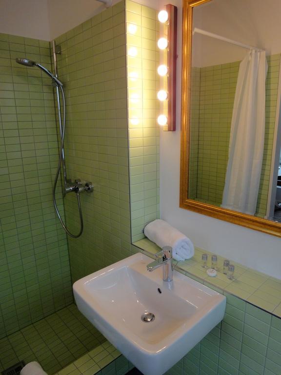 Cologne Country Lodge Zimmer foto